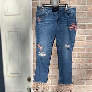 Soho Apparel Blue Cropped Jeans with Floral Embroidery